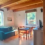 Siedlisko Czarny Kot Apartmán *